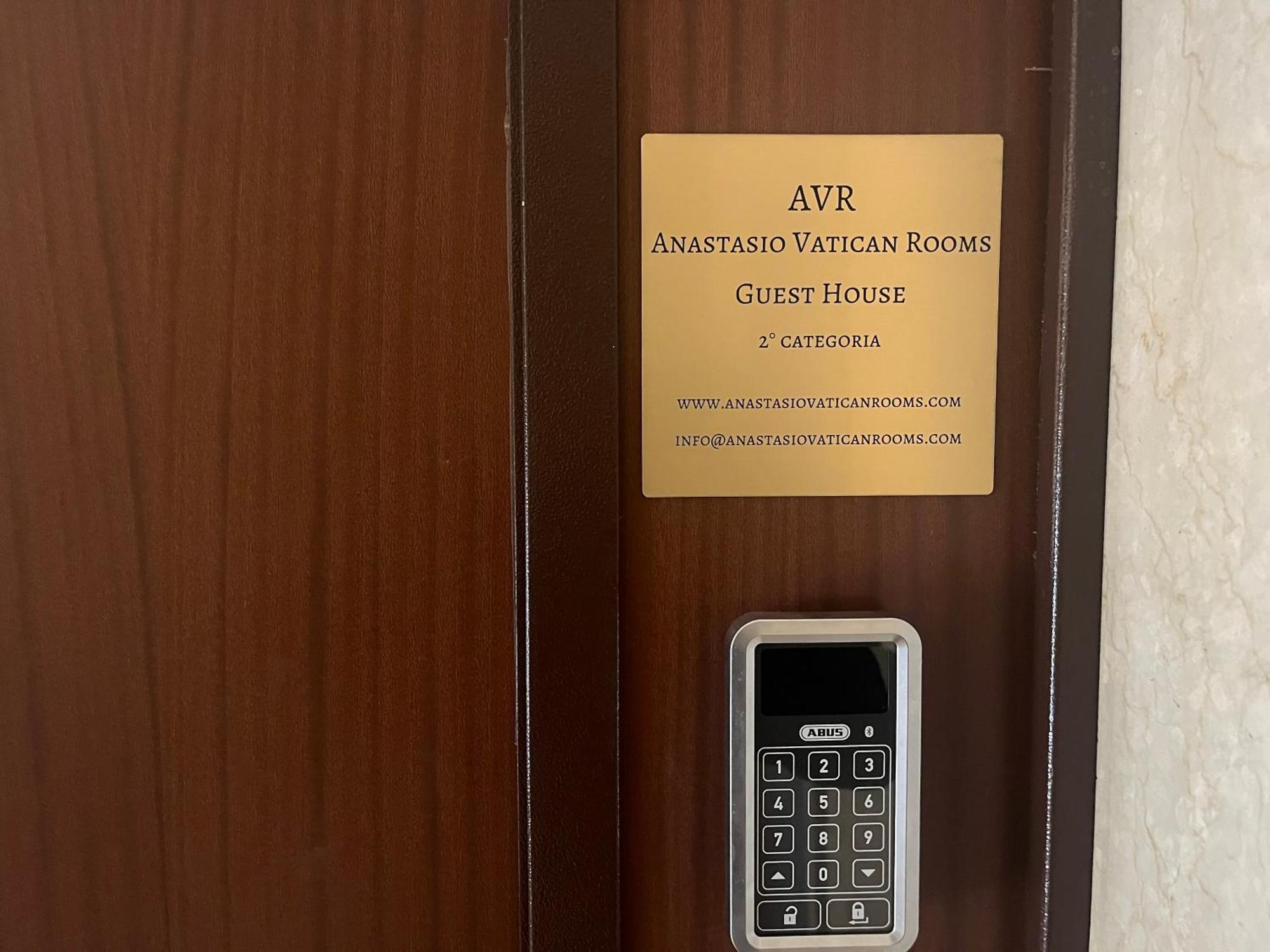 Anastasio Vatican Rooms G H Рим Екстер'єр фото